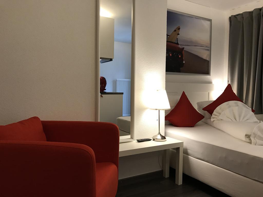 Inside Five Aparthotel Zurich Exterior photo